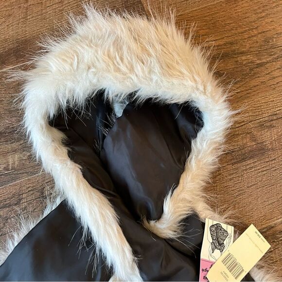 Women’s Faux Fur Scarf by Collection Eighteen NWT🏷 - Picture 8 of 12